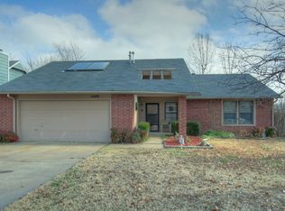 1409 N 26th St, Broken Arrow, OK 74014