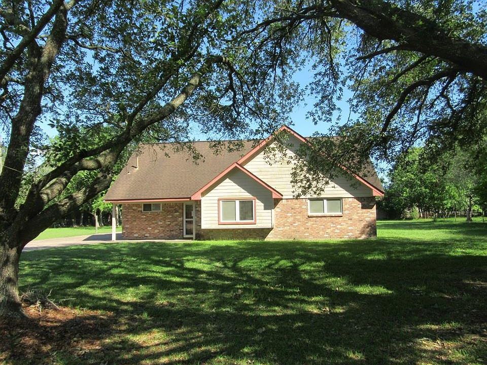 1st image of 3501 W Circle Dr