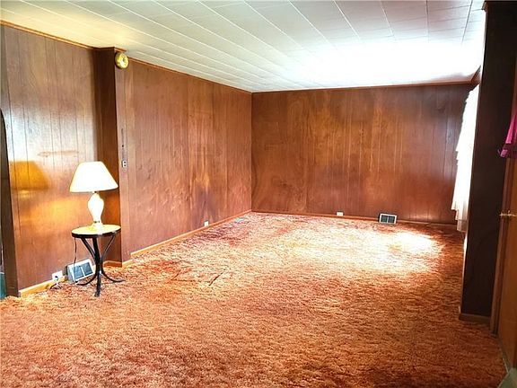 4th image of 814 Hopewell Ave