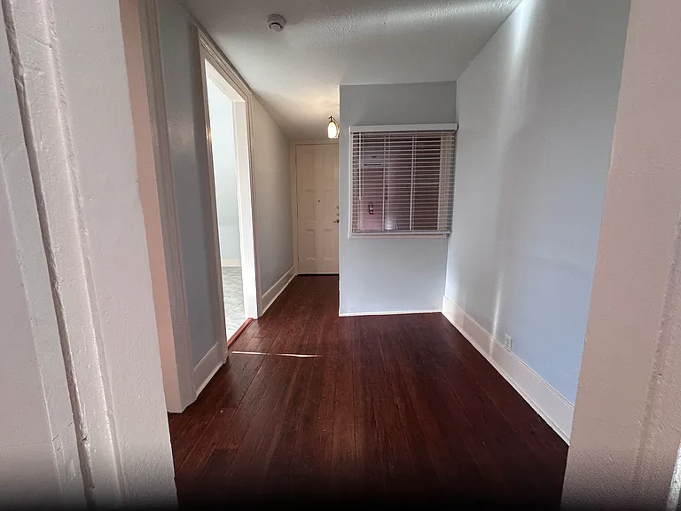 2333 Magazine St #8 — Photo 7