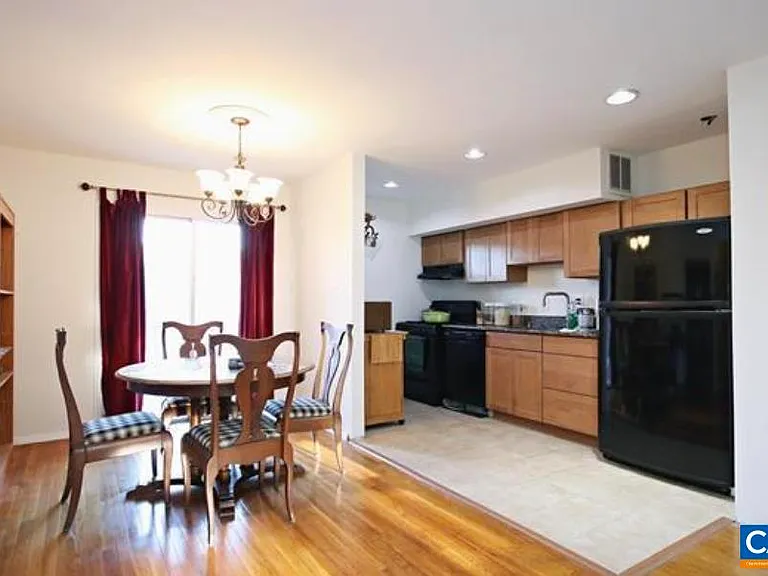 163 Hessian Hills Way #2 — Photo 2