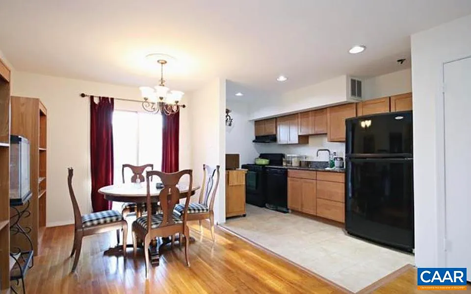 163 Hessian Hills Way #2