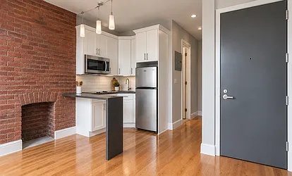 728 Franklin Avenue, #4