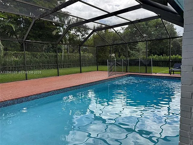 9401 SW 69th Ct — Photo 2