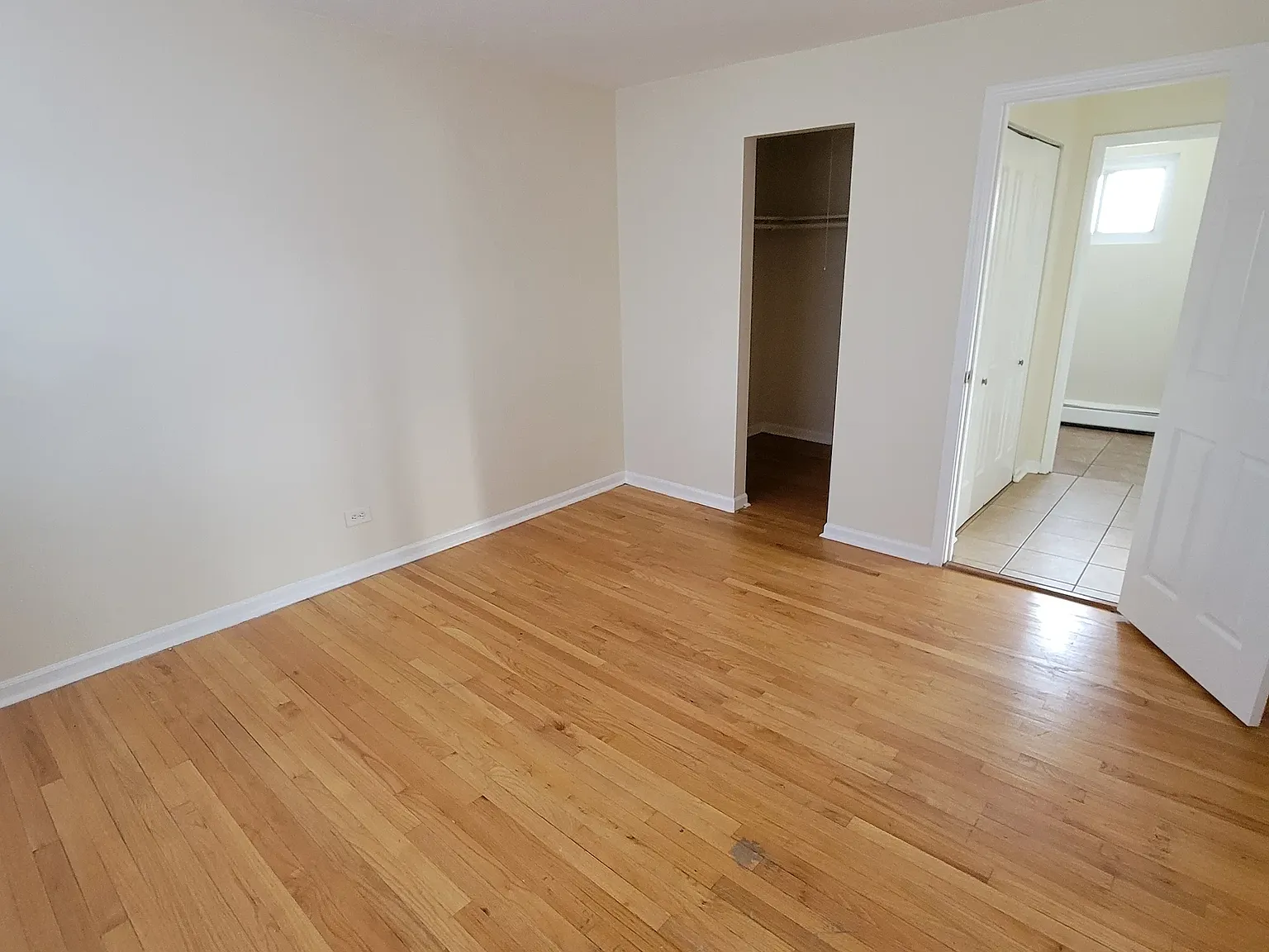 Campbell Apartments — Photo 2