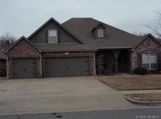 3149 E 143rd St S, Bixby, OK 74008