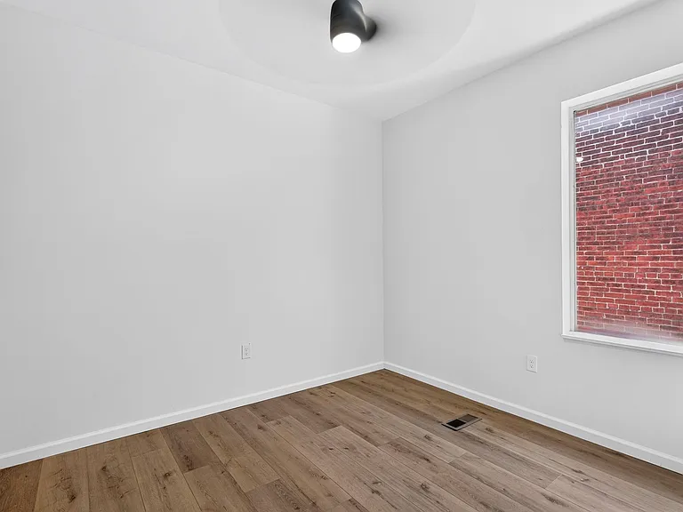 3647 Wisconsin Ave — Photo 8