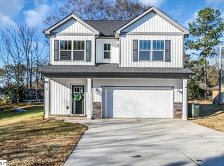 110 W 4th Ave, Easley, SC 29640