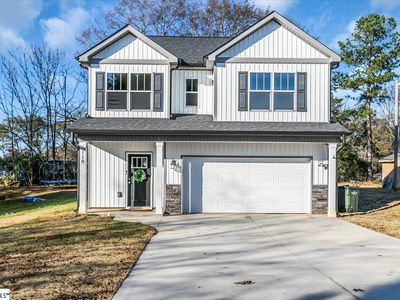 110 W 4th Ave, Easley, SC, 29640