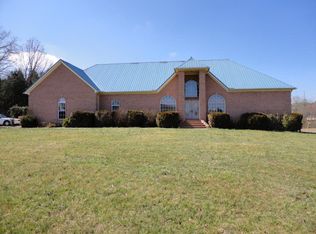 8218 Highway 79 S, Henry, TN 38231