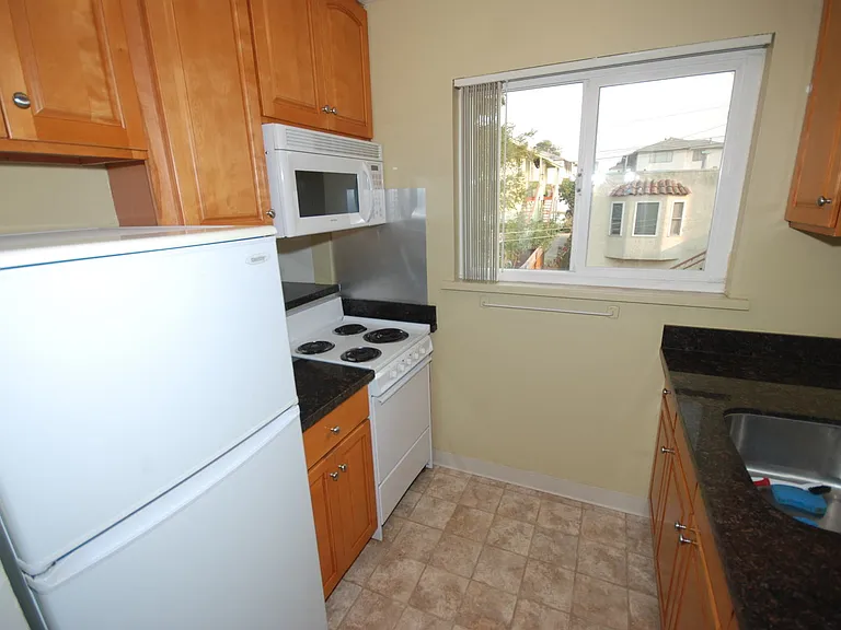 140 San Marco Av. — Photo 8
