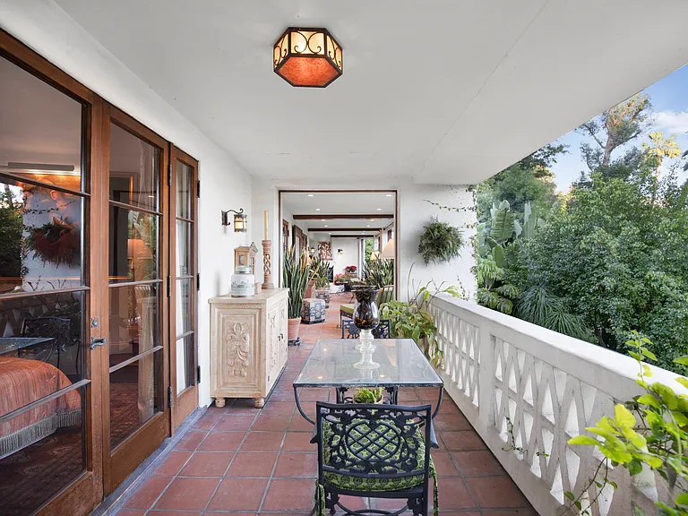 6955 La Presa Dr — Photo 4