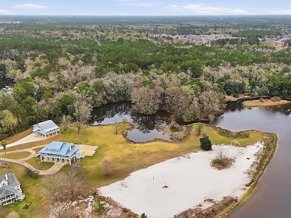 4th image of 3285 Sandy Bluff Dr