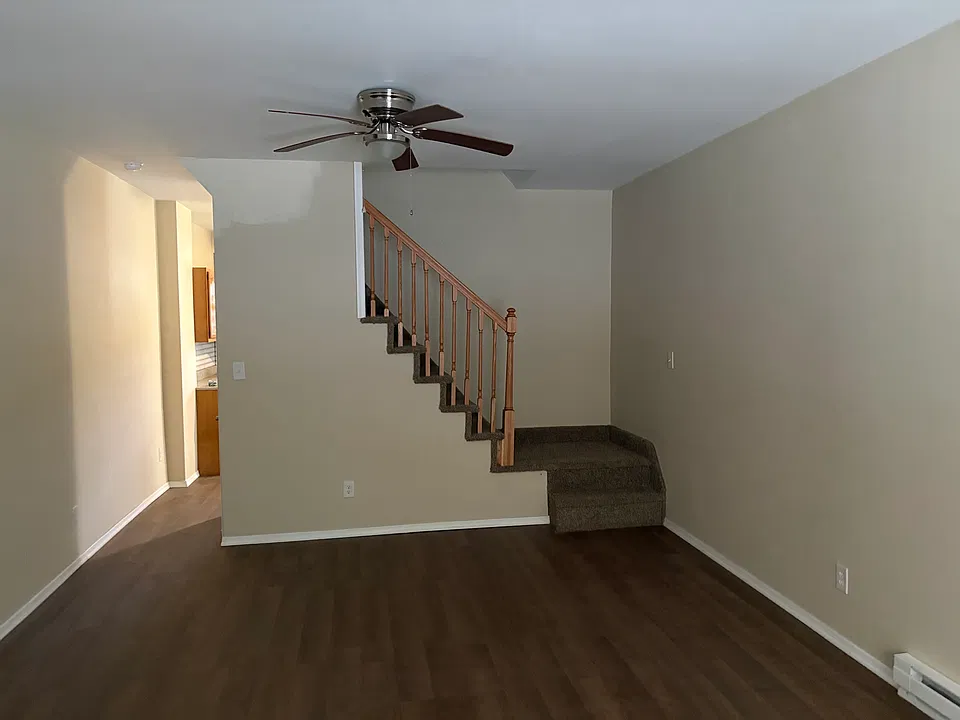178 E Main St #1
