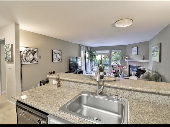 4th image of 39109 Guardino Dr APT 130