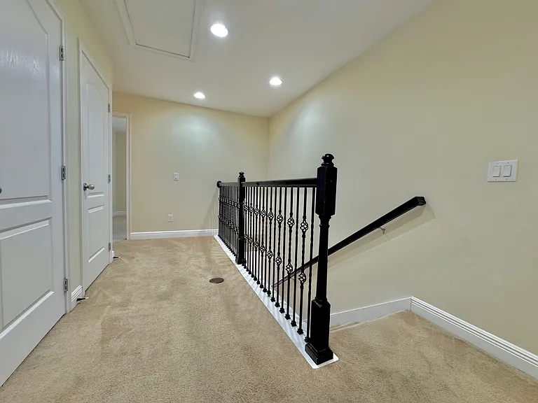 8163 Roseville Blvd — Photo 17
