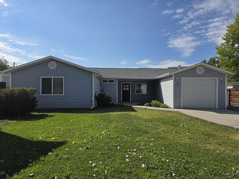 2837 Margo Ct — Photo 2