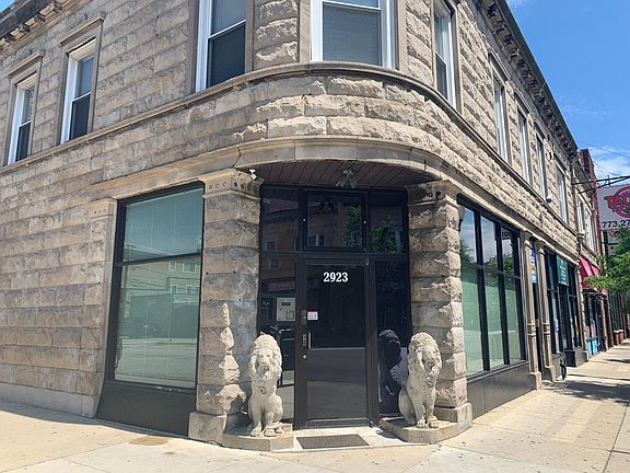 2nd image of 2919 N Milwaukee Ave