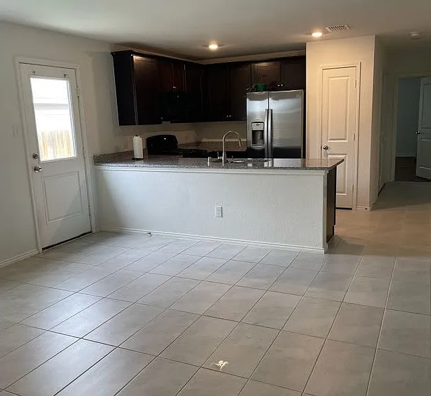 2800 Slatewood Dr — Photo 9