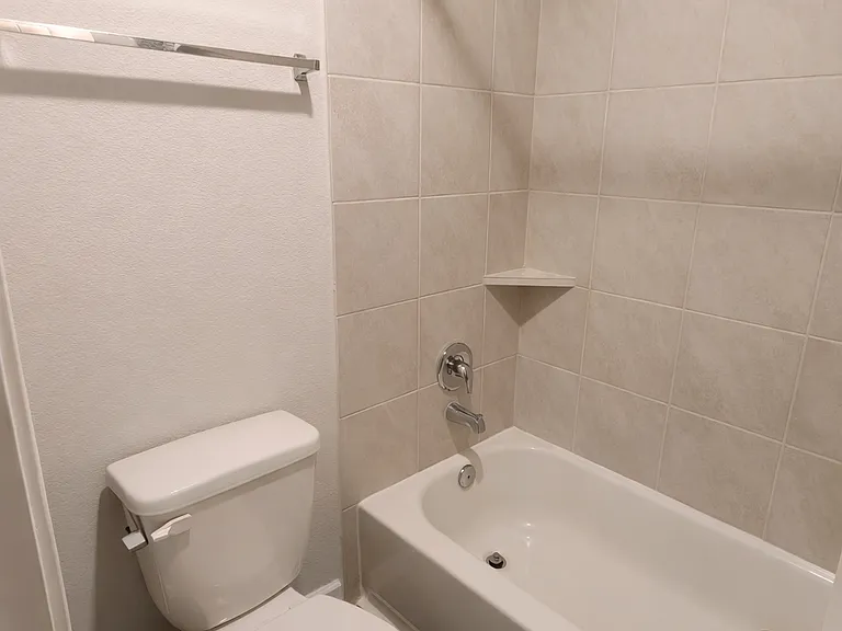 23702 Buttress Root Dr — Photo 6