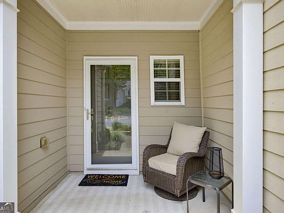 4th image of 403 Mountain View Ln