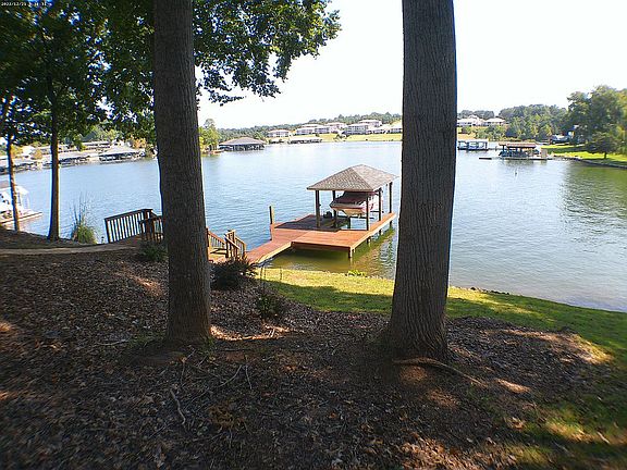 5th image of 258 Pine Knob Cir