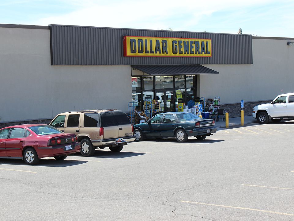 2nd image of 454 E Main St
