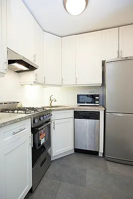 Rented by Buchbinder & Warren | media 11