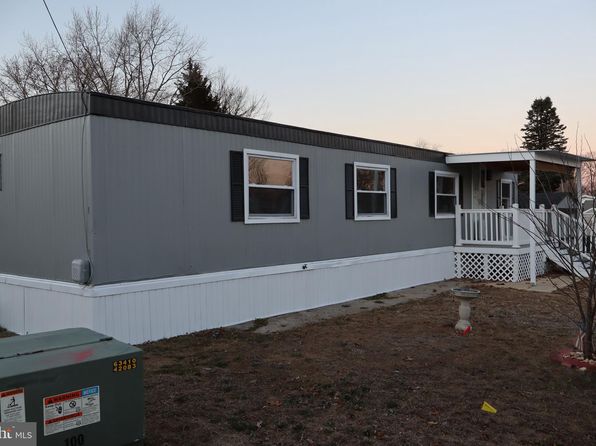 215 Delaware Ave, Williamstown, NJ 08094