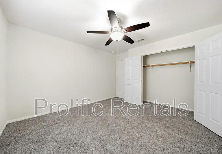 5304 Oster Dr — Photo 23