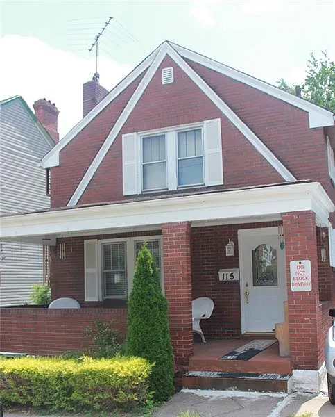 115 Dunlap St photo 1