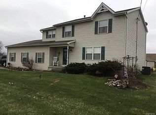 6470 Rapids Rd, Lockport, NY 14094