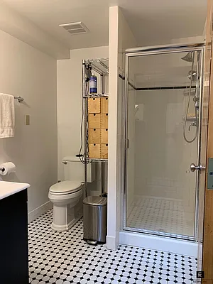 Sold by R New York | media 35