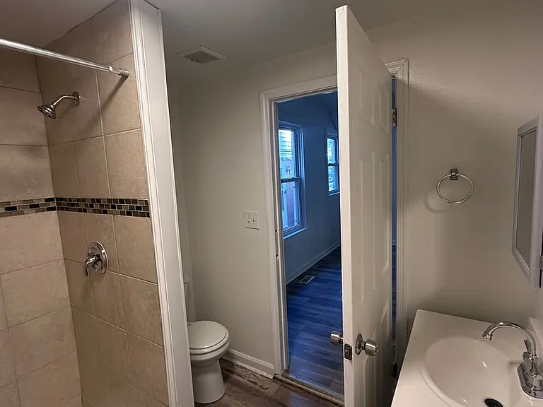 2815 Keller Ave — Photo 7