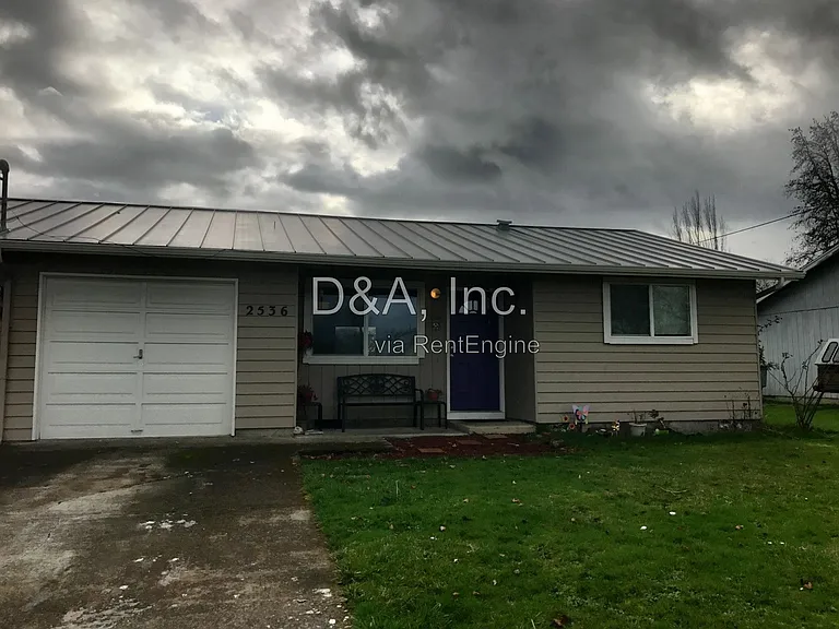 2536 Newton St — Photo 11