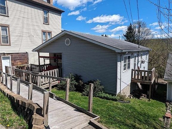 2nd image of 3542 Highland Ave