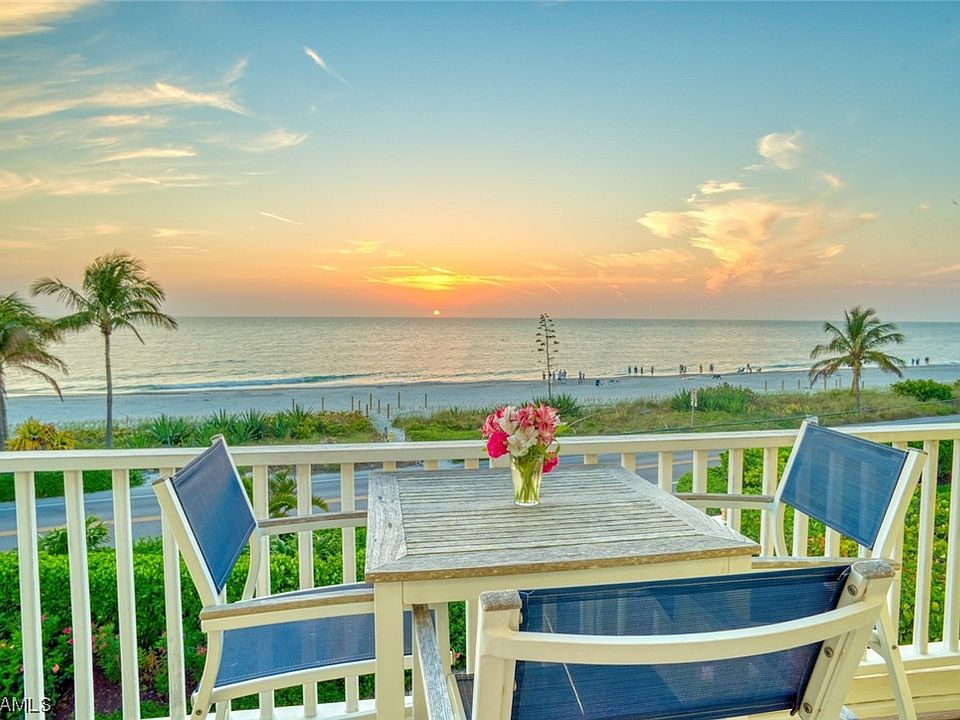 1st image of 15553 Captiva Dr