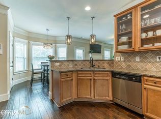 200R Birchwood Dr, Loganville, GA 30052