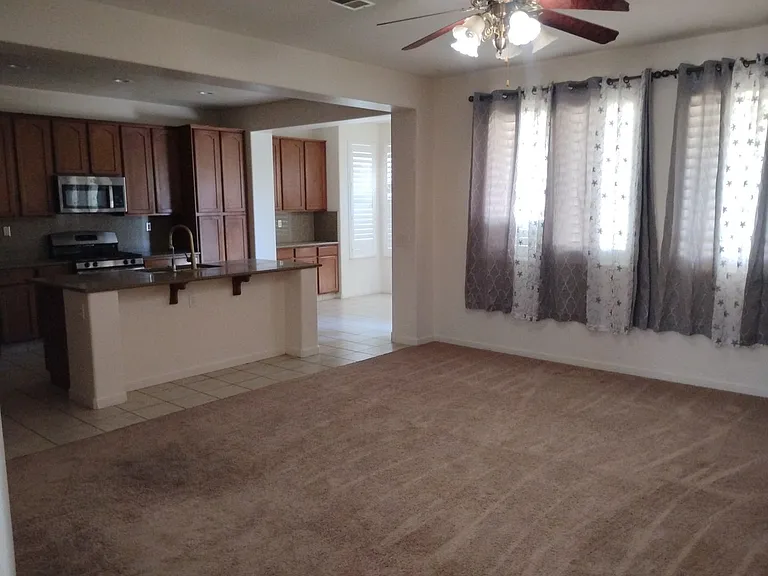 1261 Baxter Dr — Photo 5