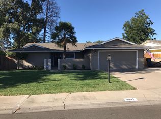 9047 Plaza Park Dr, Elk Grove, CA 95624