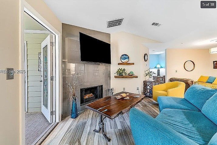 1st image of 380 Marshland Rd APT H32