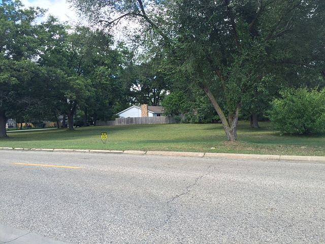 2nd image of 510 Mitzi Dr