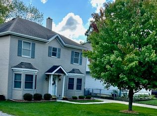 3815 Liberty Blvd, Westmont, IL