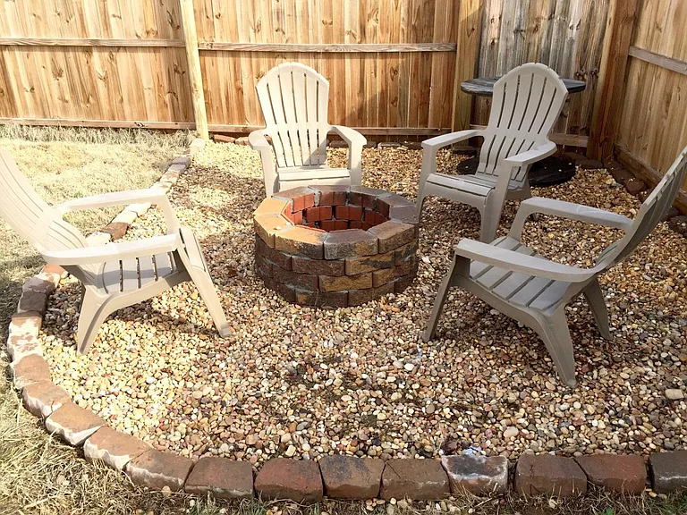 1037 Creekview Dr — Photo 13