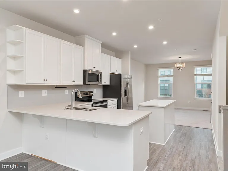 559 Levanna Lane Gln — Photo 13