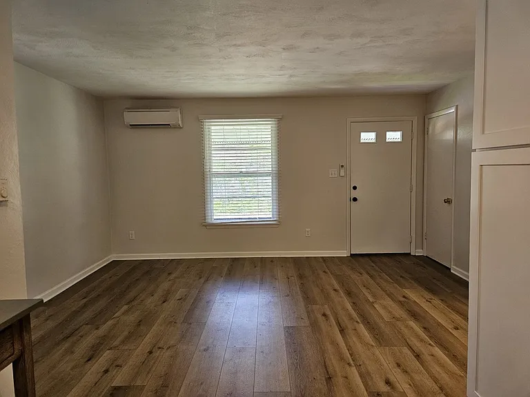 1026 N Atherton St — Photo 17