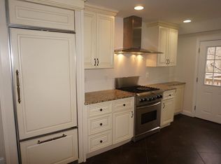 13 Lakeview Rd, Wayland, MA 01778