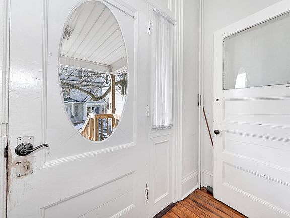 Front entryway