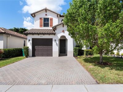 8797 Madrid CIR, Naples, FL, 34104