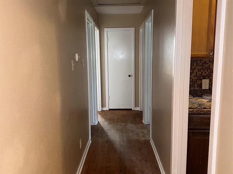 7301 Hummingbird Ln — Photo 7